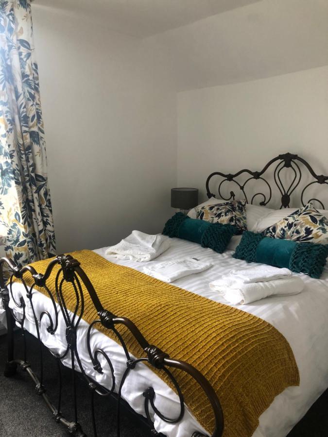 The Lion Hotell Broseley Eksteriør bilde